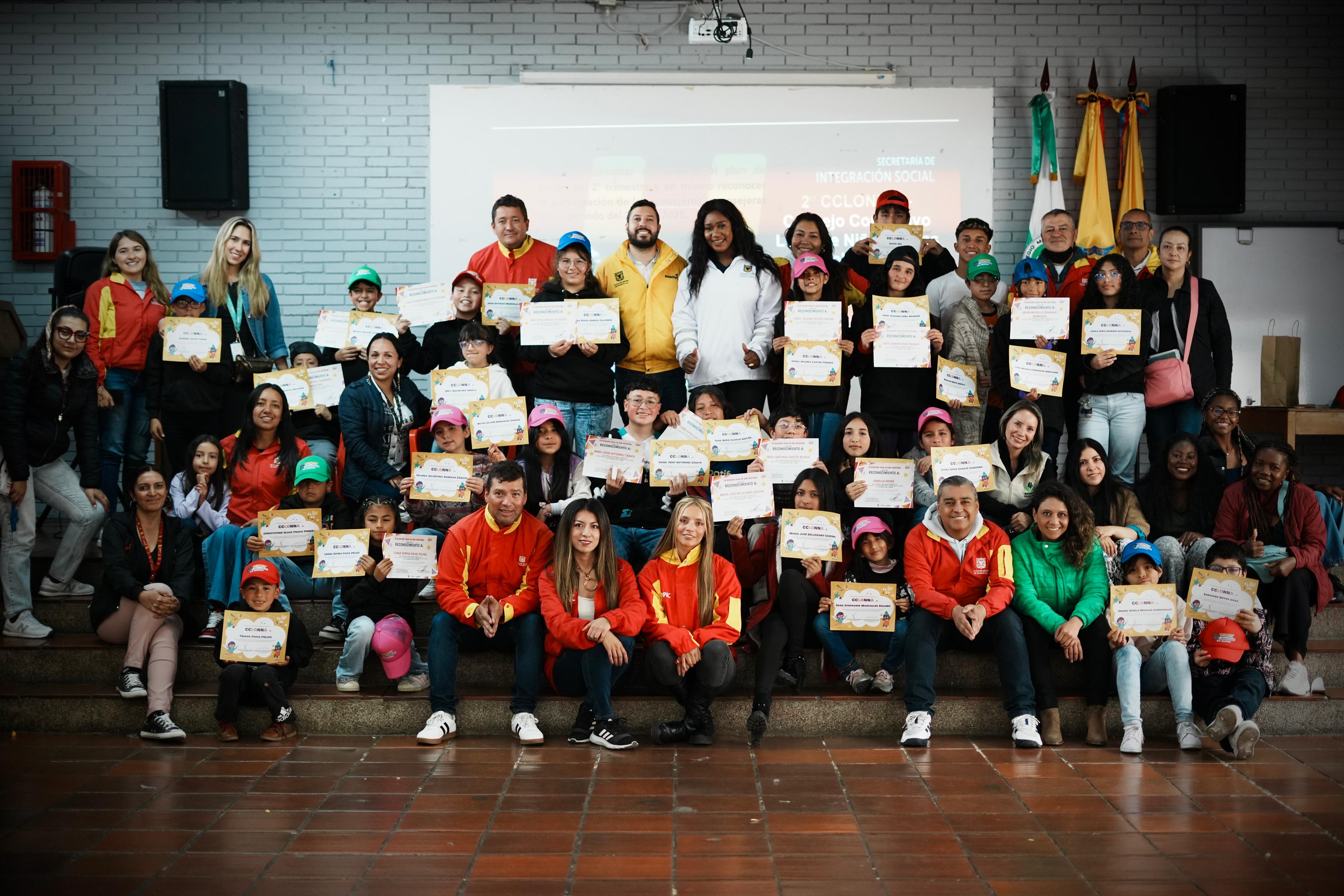 Niñas, niños y adolescentes del CCLONNA de San Cristóbal