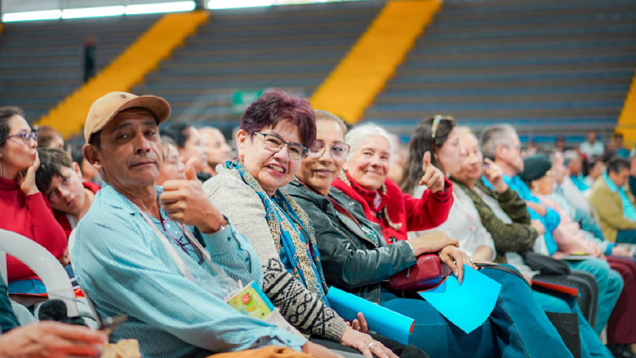 personas comunales Conexión Comunal