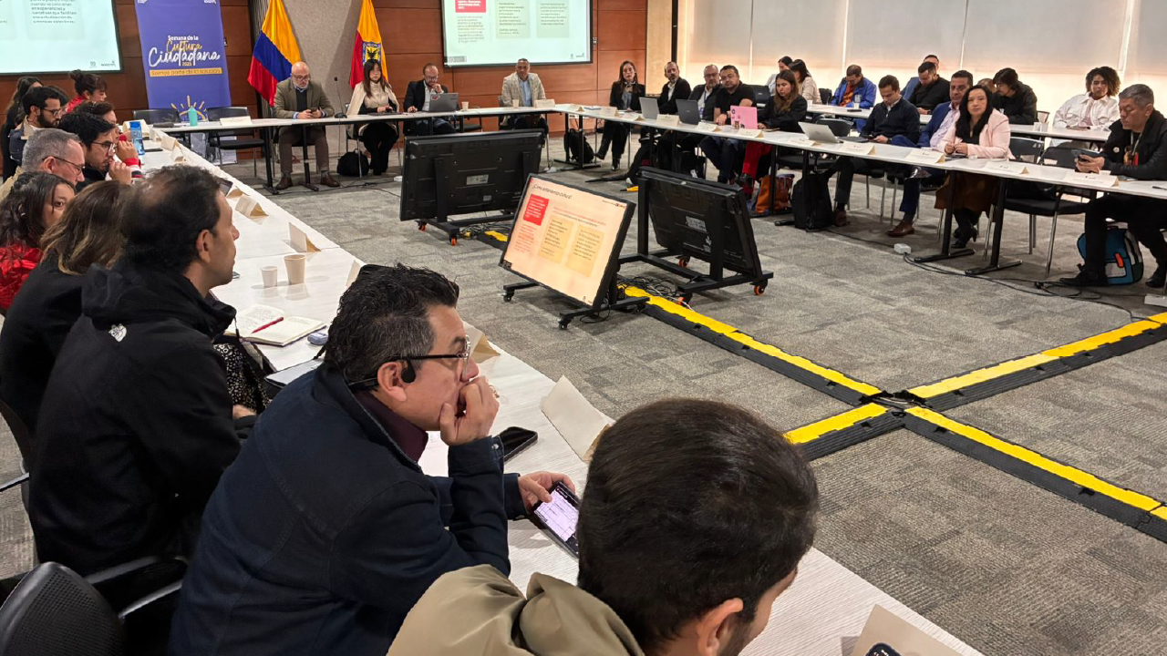 Representación visual de la participación del IDPAC en la Segunda Mesa Intersectorial de Cultura Ciudadana, realizada en el marco de la Semana Distrital de la Cultura Ciudadana en Bogotá.