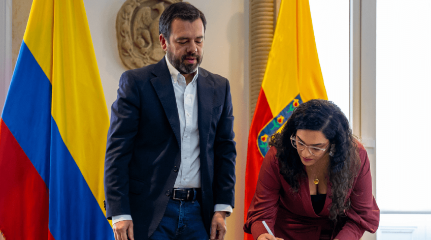 Carlos Fernando Galán posesiona a María Ximena Morales como directora del IDPAC, 20 de junio de 2025