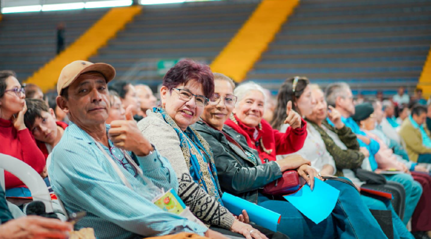 personas comunales Conexión Comunal