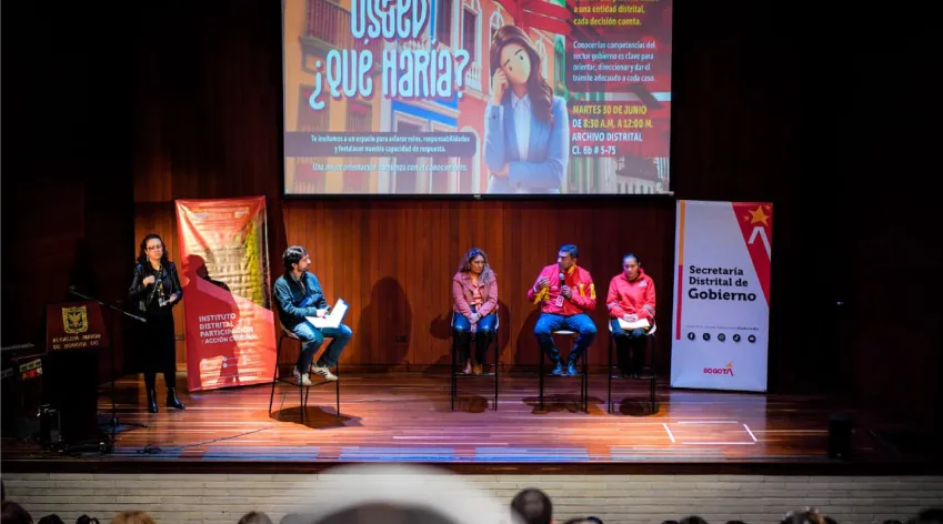 La Secretaría Distrital de Gobierno, el IDPAC y el DADEP desarrollaron una estrategia para fortalecer la atención ciudadana en Bogotá, promoviendo una gestión pública más articulada, eficiente y orientada a brindar respuestas oportunas.